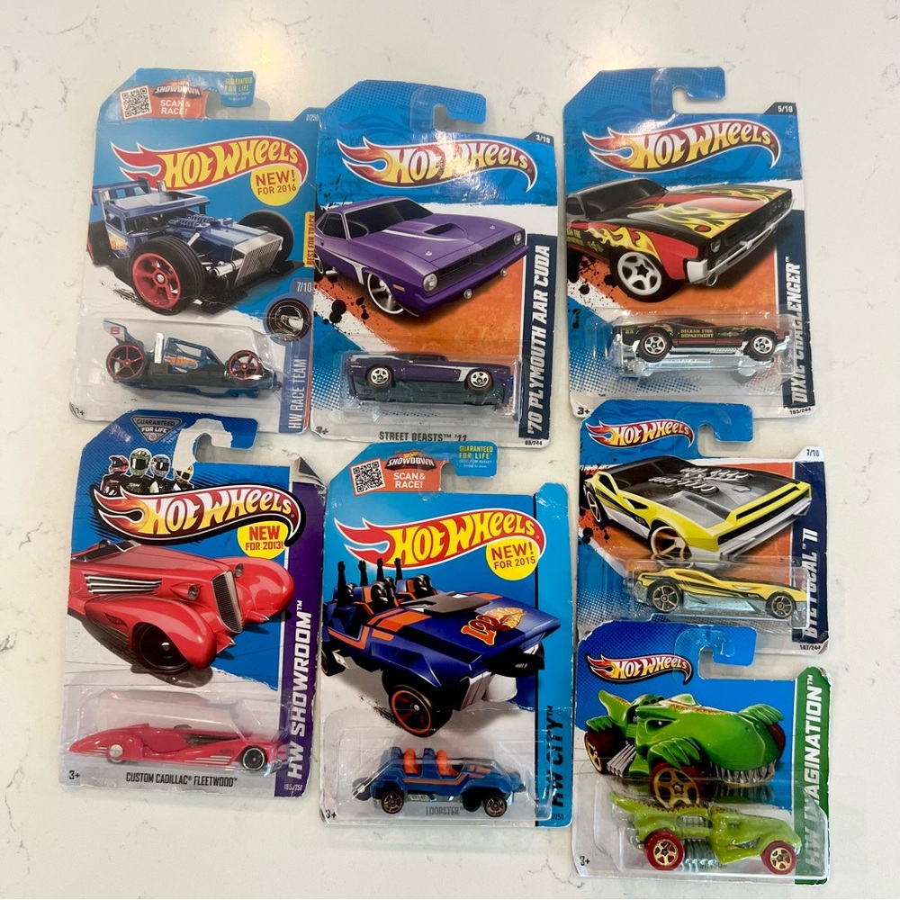 Hot Wheels Assorted Kids Toy Car Pack - Blue, Purple, Red, Yellow, Green, Black